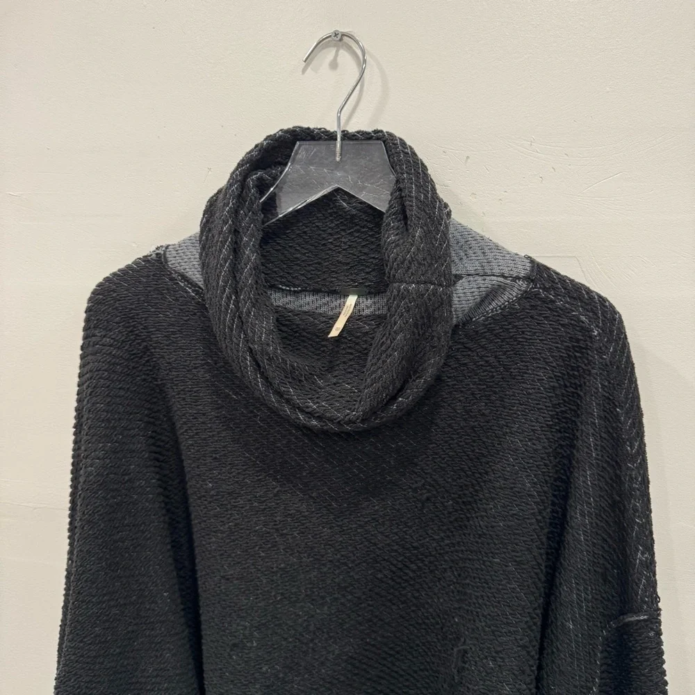 Free People Turtleneck Crop Knit Wide Sleeve Sweater Top Black Gray X-Small